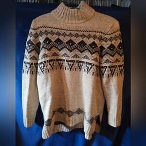 Women's LL Bean Signature Beige and Black Patterned Sweater